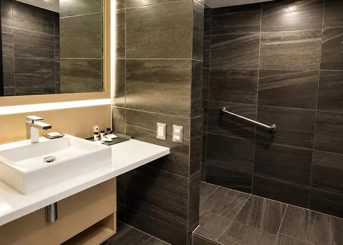 Hotel Punto Mx 4*